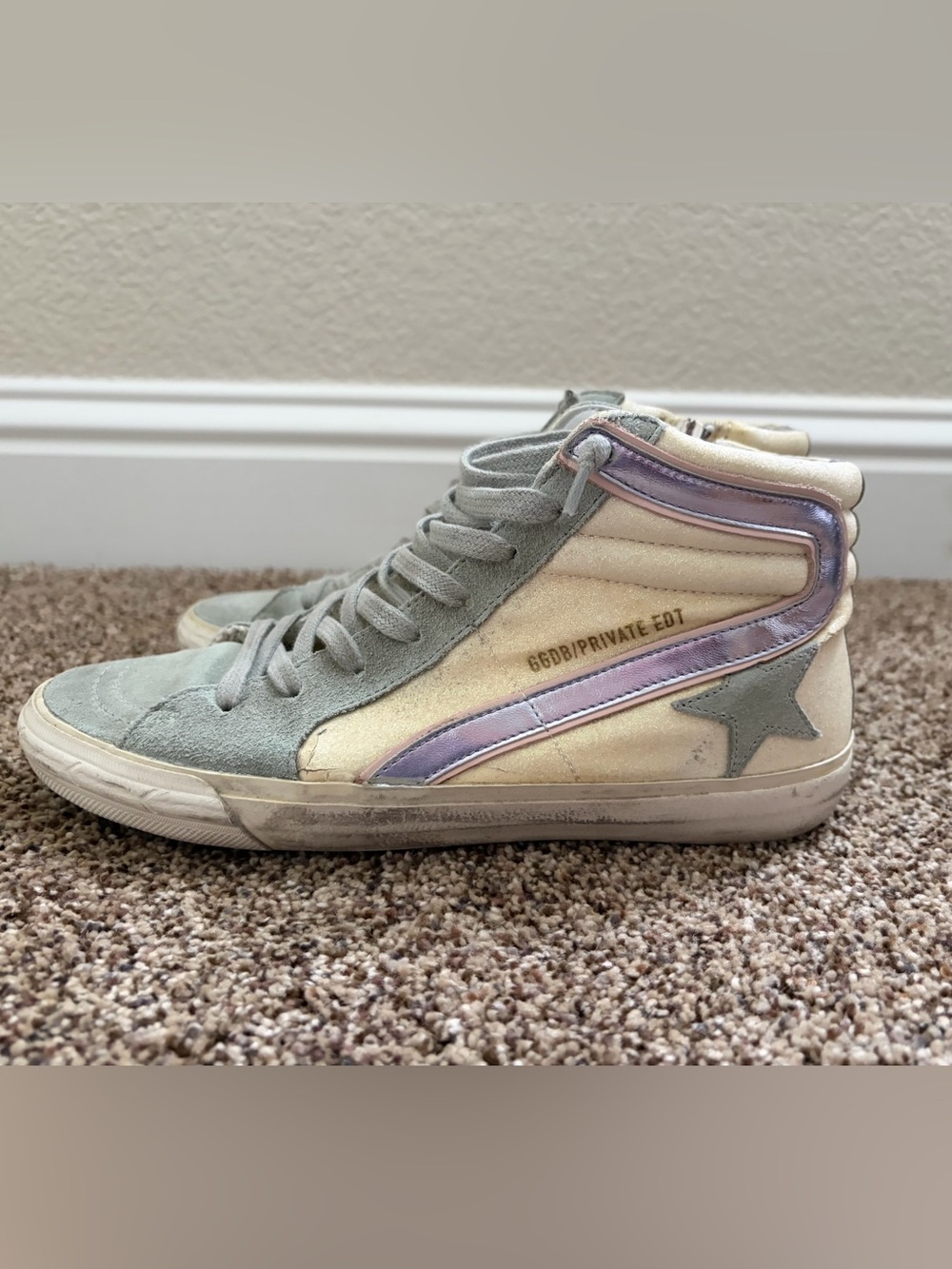 Golden Goose High-Top Sneakers Women’s Size 7